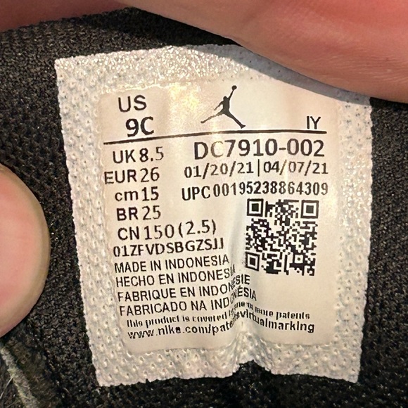 Nike Air Jordan Pro Strong Toddler Shoes Size 9C Black Sneakers DC7910-002 - Picture 7 of 9